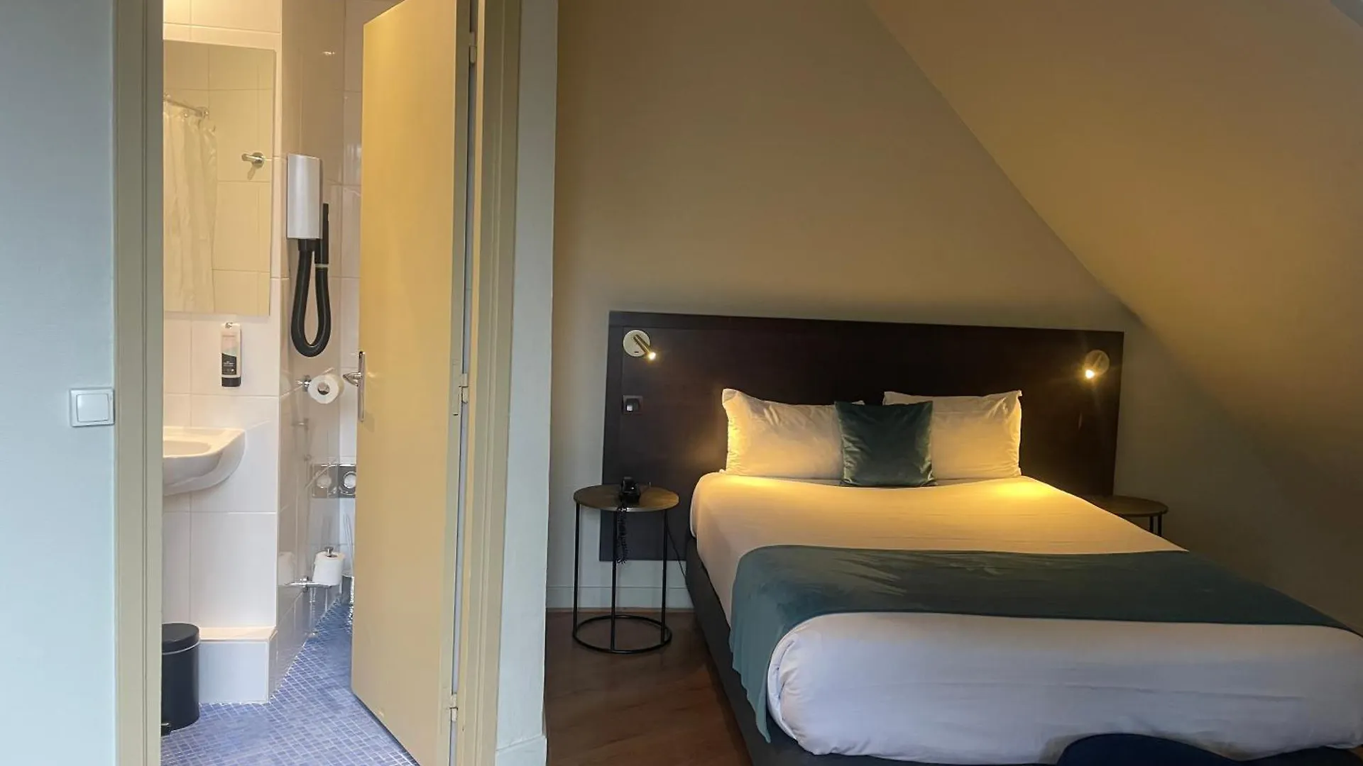 Hotel Lennon By Avalon Gare Du Nord 2*